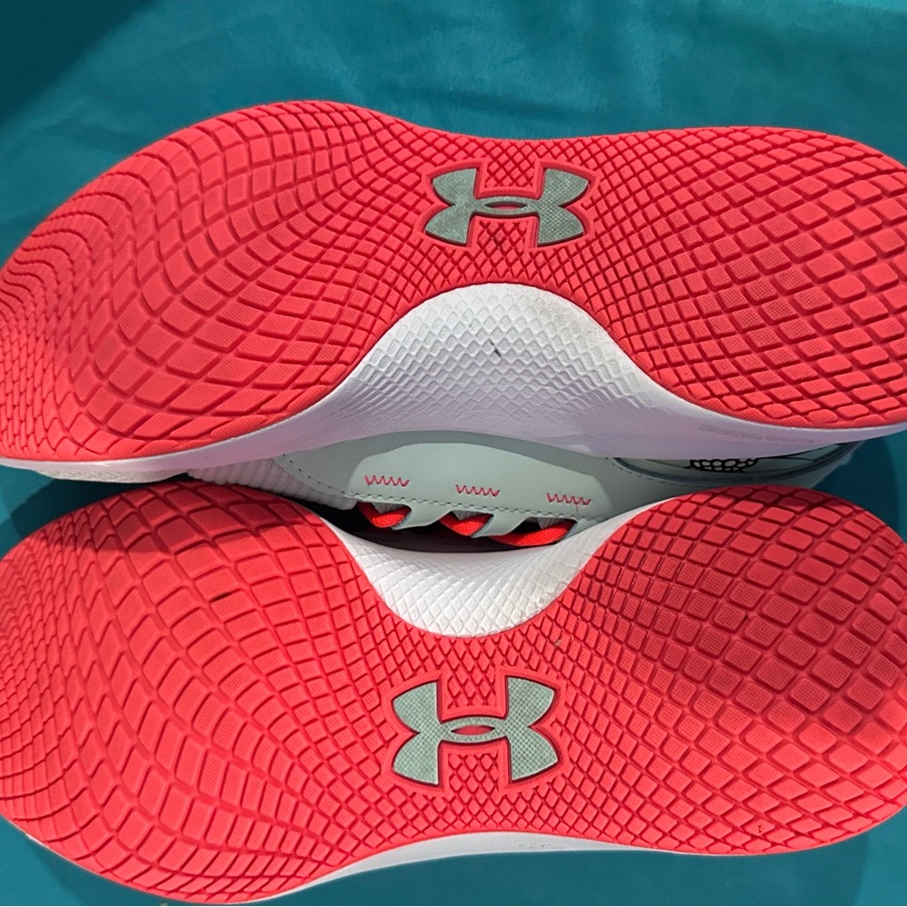 Under Armour Charged Breathe Sneakers - Picture 5 of 6